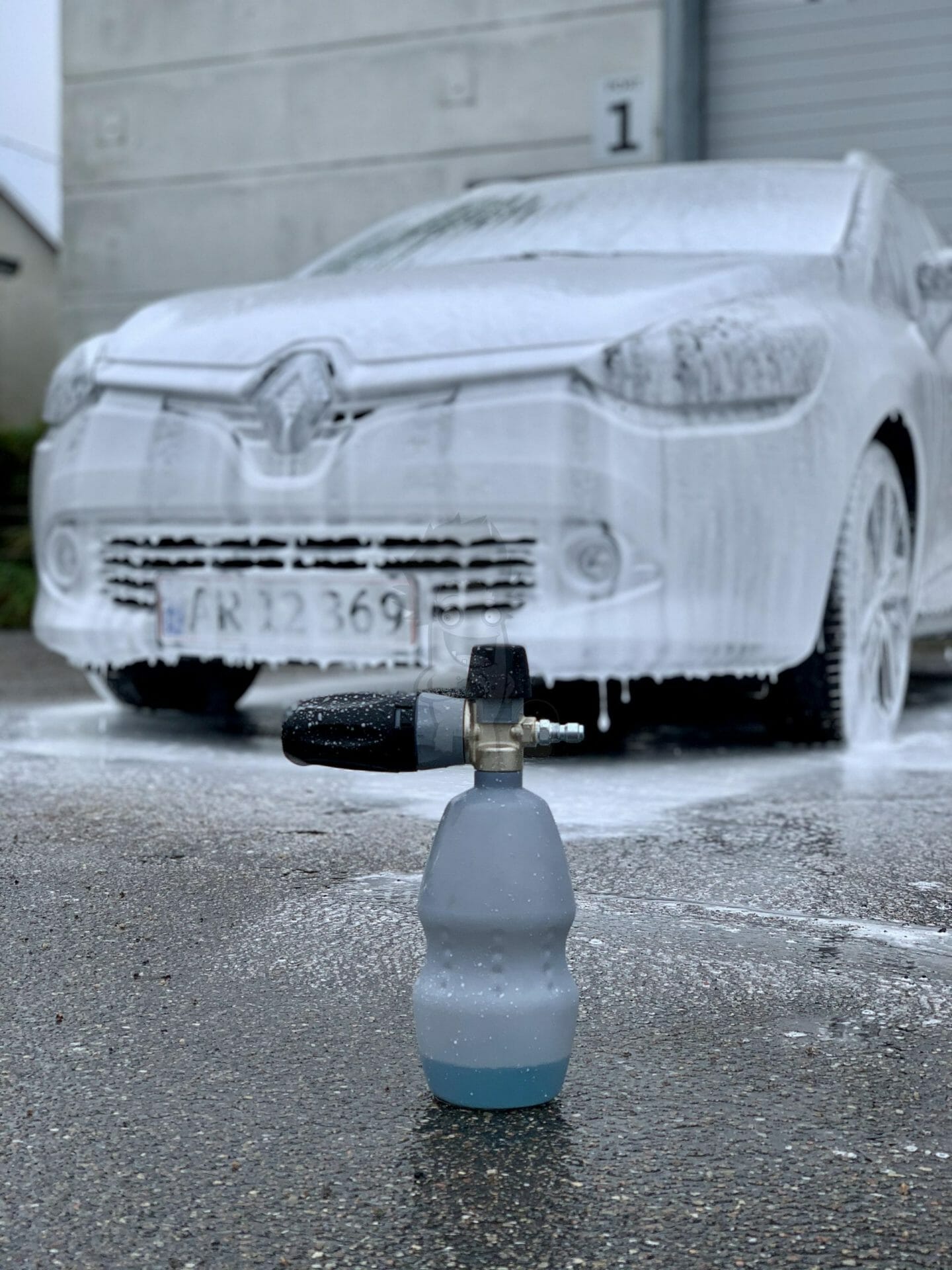 MTM Hydro PF22 skummet bil ind