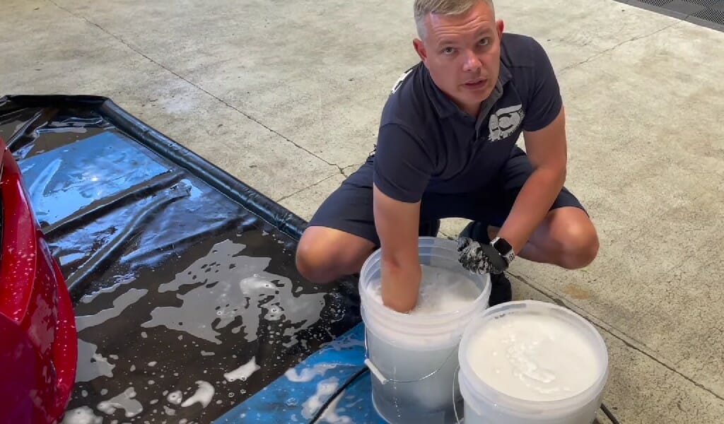 Autoshampoo og spand